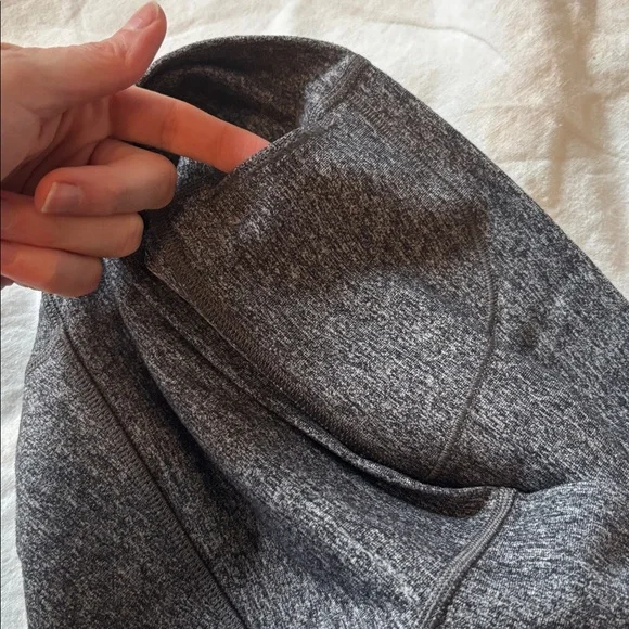 Lululemon Wunder Under High Rise 28" in Heathered Black - Picture 7 of 9